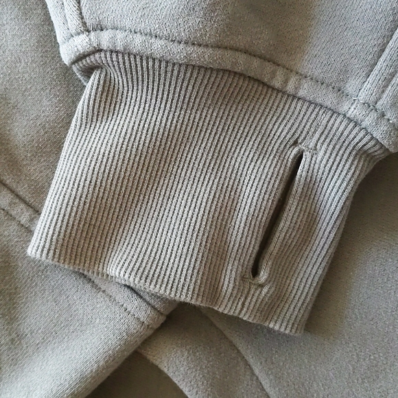 Lululemon Scuba Half-zip - grey sage - Picture 7 of 8